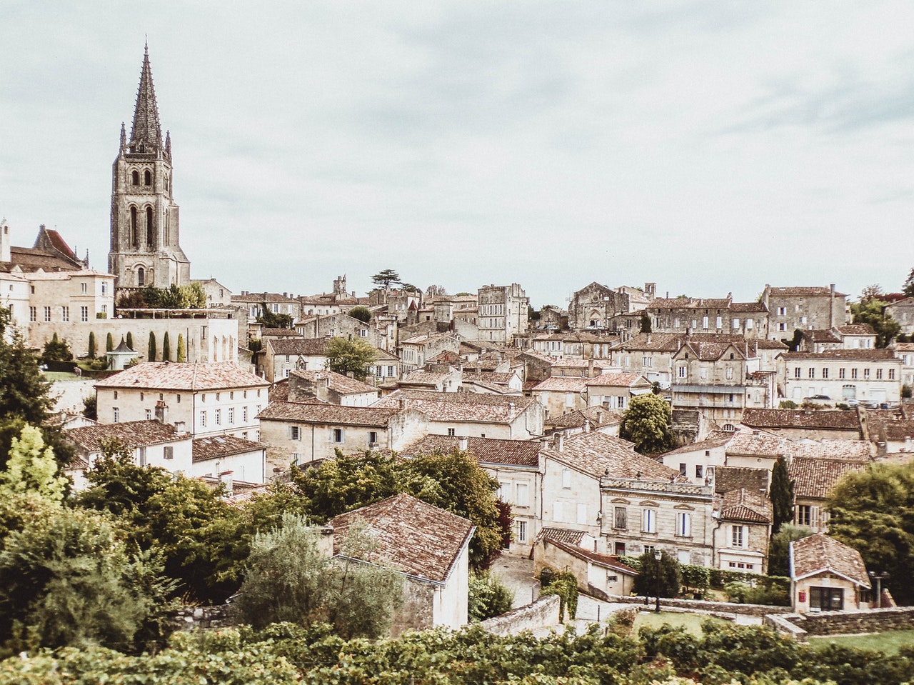 Un guide immobilier en Gironde