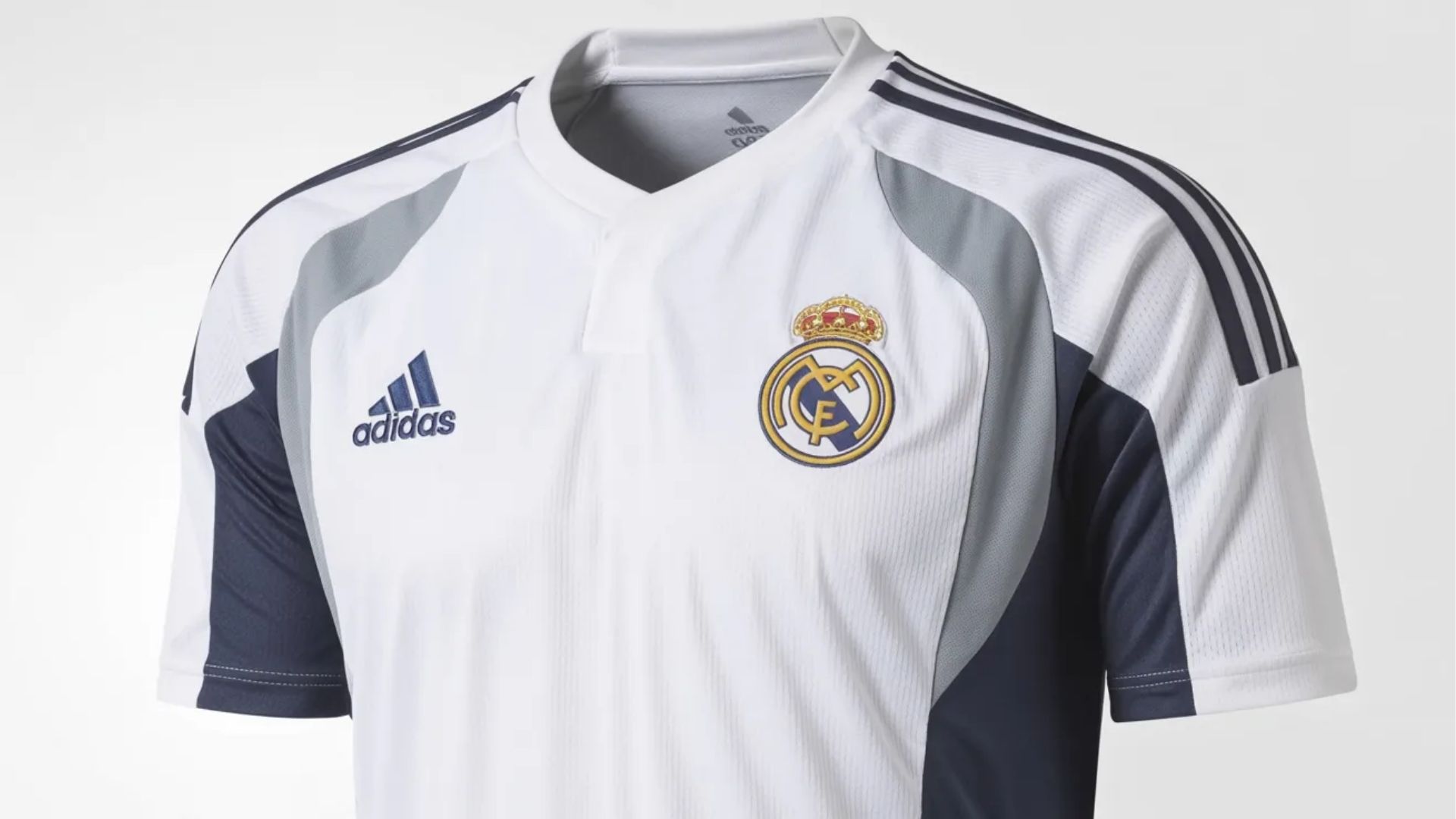 Le maillot d'entraînement du Real Madrid : caractéristiques, utilité et conseils d'achat